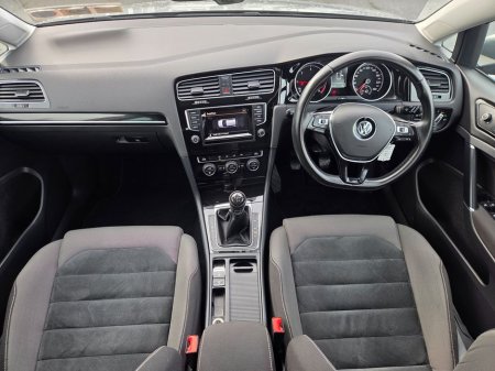 2015 Volkswagen Golf - thumbnail 8