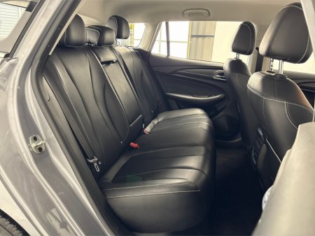 2022 MG 5 EXCLUSIVE**HEATED LEATHER SEATS**SEMI DIGITAL DASH**TOUCHSCREEN INFOTAINMENT**APPLE CAR PLAY**MULTIFUNCTIONAL STEERING WHEEL**CRUISE CONTROL**REVERSE CAMERA**PARKING SENSORS**KEYLESS START**ISOFIX** €18,995 thumbnail