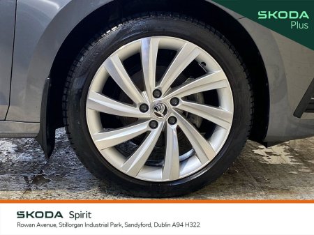 2023 Skoda Octavia - thumbnail 8