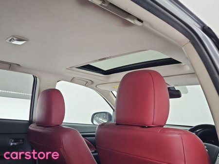 2017 Mitsubishi Outlander PHEV 2.0L MIVEC 4WD 5-Seater Instyle €16,880 thumbnail