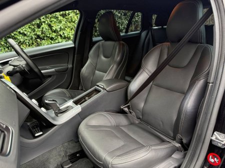 2017 Volvo V60 D4 CLASSIC 2.0 D // SERVICE HISTORY // REVERSE CAMERA // DIGITAL CLUSTER €19,900 thumbnail