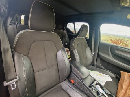 2019 Volvo XC40 R-DESIGN 5DR AUTO FINANCE AVAILABLE €27,950 thumbnail