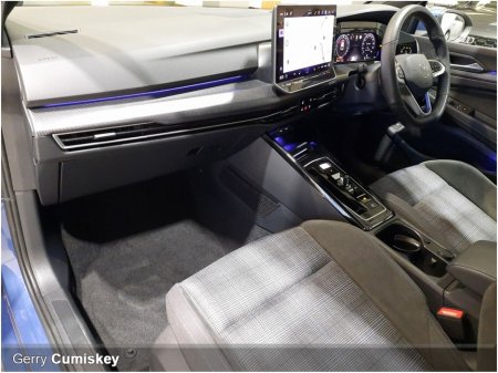 2025 Volkswagen Golf GTE | PAN ROOF | TSi 272BHP | PHEV 19.7 kWh thumbnail