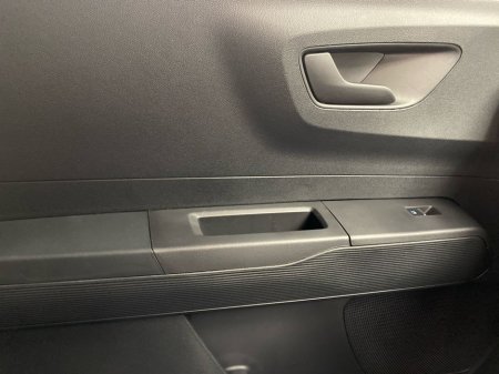 2026 Ford Transit Courier - thumbnail 11