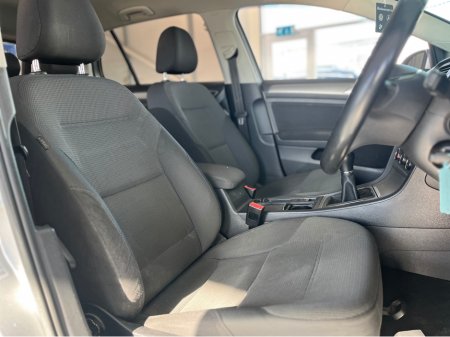 2014 Volkswagen Golf - thumbnail 12