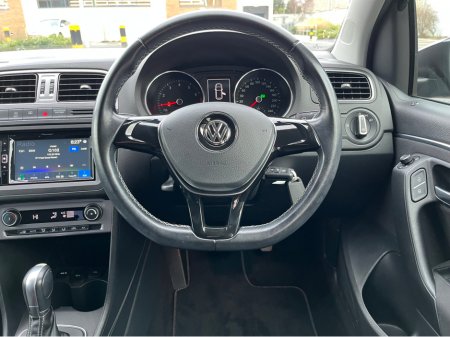 2015 Volkswagen Polo - thumbnail 19