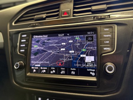 2017 Volkswagen Tiguan - thumbnail 13