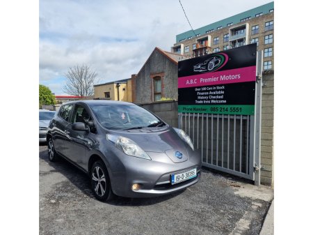 2015 Nissan Leaf - thumbnail 1