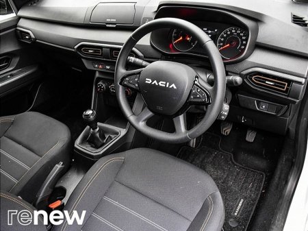 2025 Dacia Sandero Stepway Essential TCe 90 GSR2 €20,900 thumbnail