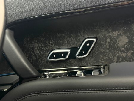 2025 Land Rover Range Rover Sport AUTOBIOGRAPHY €137,990 thumbnail