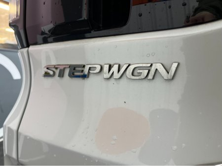 2021 Honda Stepwagon - thumbnail 7