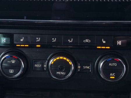 2016 Skoda Superb 2.0 TDI 150bhp Style €11,950 thumbnail