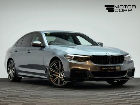 2019 BMW 5 Series - thumbnail 1