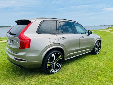 2022 Volvo XC90 2.0 T8 R-DESIGN 455BHP 5DR   / PAN ROOF / HUGE SPEC €58,900