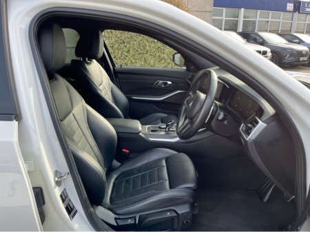 2020 BMW 3 Series - thumbnail 9