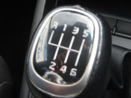 2019 Kia Stonic K2 5DR // ONLY 28k KMS // €16,950 thumbnail