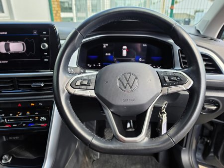 2022 Volkswagen T-Roc - thumbnail 17