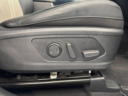 2021 Kia Sorento - thumbnail 19