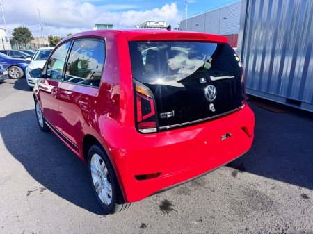 2017 Volkswagen up!  €9,999 thumbnail