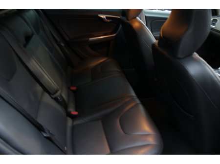 2016 Volvo V60 2.0D4 SE LUXURY EDITION  5DR ESTATE AUTOMATIC // HUGE SPEC // 122,000KM'S /IMMACUALTE CONDITION // BUY WITH CONFIDENCE AA AND SIMI APPROVED DEALER 2025 // FINANCE ARRANGED // ALL TRADE INS WELCOME // €15,950 thumbnail