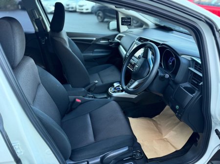 2015 Honda Fit  €9,790 thumbnail