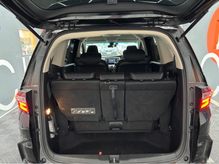 2017 Honda Odyssey €20950! 2017 Honda Odyssey 7 Seater Automatic  - Electric Sliding Doors €20,950 thumbnail