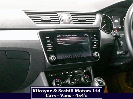 2017 Skoda Superb - thumbnail 19