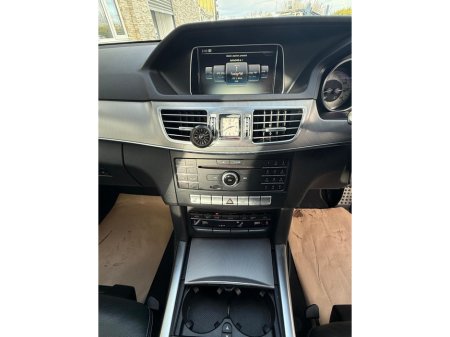 2015 Mercedes-Benz E Class E220 BLUETEC AMG SPORT AUTO €14,750 thumbnail