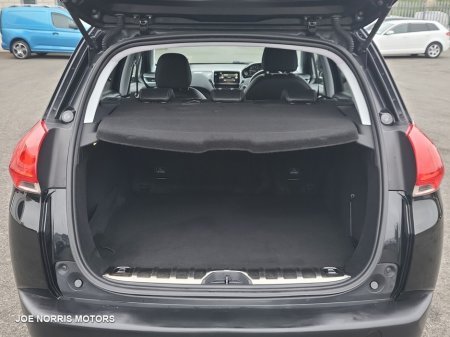 2016 Peugeot 2008 - thumbnail 9