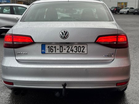 2016 Volkswagen Jetta 2.0 TDI DSG 110HP Comfortline €10,950 thumbnail