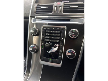 2014 Volvo XC60 D4 FWD R-DESIGN GT 5DR AUTO €13,800 thumbnail