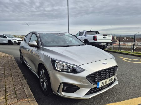 2021 Ford Focus - thumbnail 5