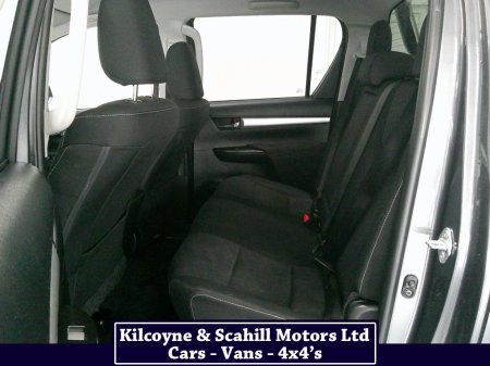 2021 Toyota Hilux - thumbnail 15