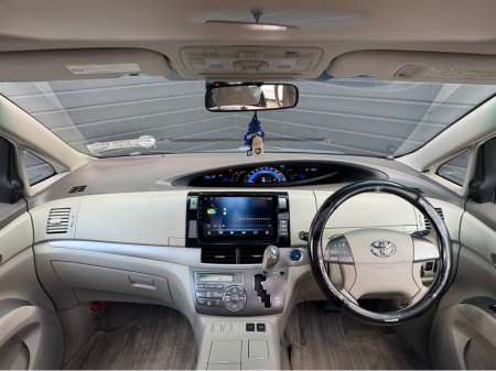 2010 Toyota Estima - thumbnail 15