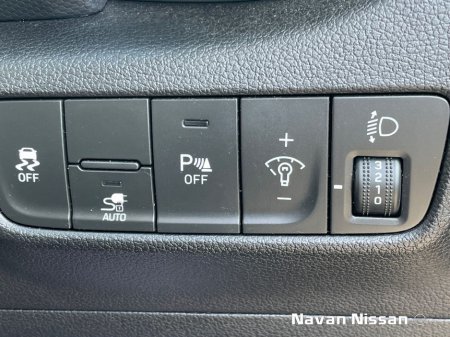 2023 Hyundai Kona - thumbnail 28