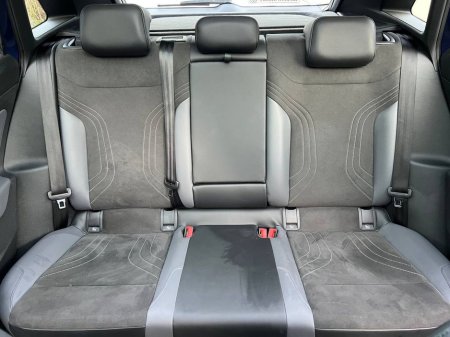 2023 Volkswagen ID.4 - thumbnail 13