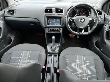 2015 Volkswagen Polo - thumbnail 9