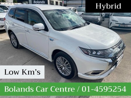 2020 Mitsubishi Outlander (Very Low Km's) HYBRID 2.4 PHEV AUTOMATIC 5DR MODEL  www.bolandscarcentre.ie