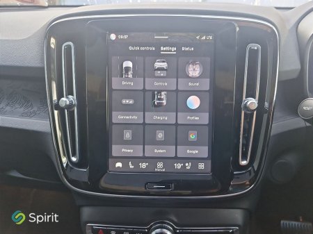 2023 Volvo C40 - thumbnail 14