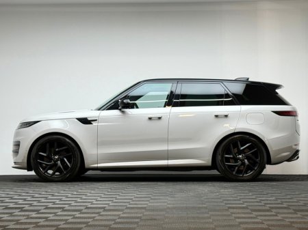 2024 Land Rover Range Rover Sport - thumbnail 4