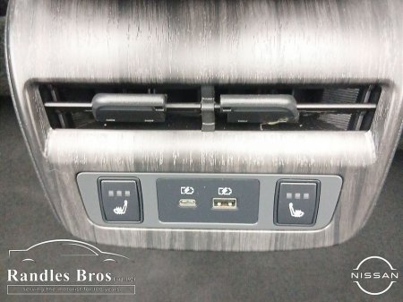 2023 Nissan Ariya - thumbnail 25