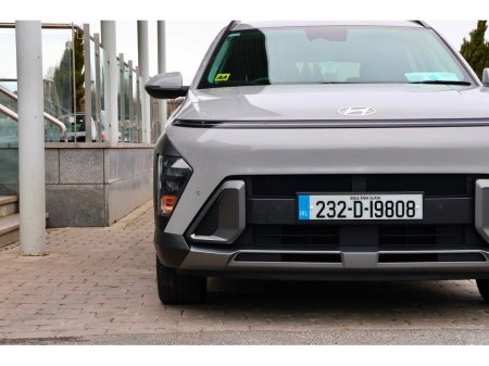 2023 Hyundai Kona - thumbnail 3