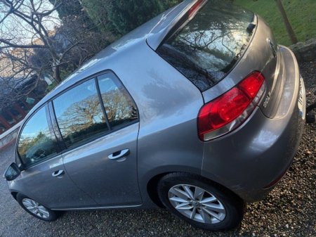 2011 Volkswagen Golf 1.6 TDi TrendLine - 5 Spd Man - 105bhp - €200 Tax €4,650 thumbnail