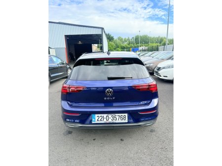 2021 Volkswagen Golf e-GOLF €29,999 thumbnail
