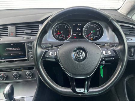 2017 Volkswagen Golf 1.2 TSI R-LINE PACK AUTO // TRENDLINE // 18” R-LINE BRESCIA ALLOYS // APPLE CARPLAY // CRUISE CONTROL €13,900