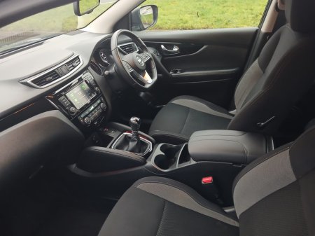 2019 Nissan Qashqai - thumbnail 4