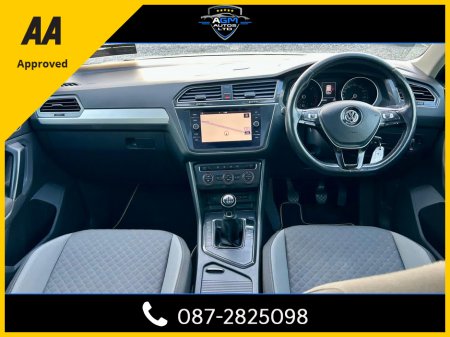 2018 Volkswagen Tiguan - thumbnail 10