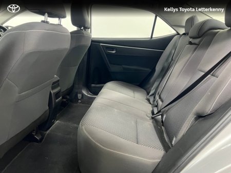 2017 Toyota Corolla - thumbnail 7