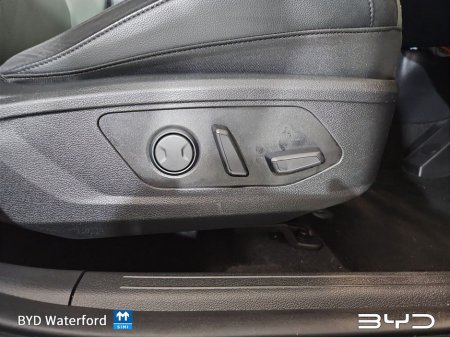 2024 Kia Sportage Anniversary Edition Hybrid. Cruise Control, Heated Seats, Heated Steering Wheel, Rear Charging Ports, Reversing Camera. €37,995 thumbnail