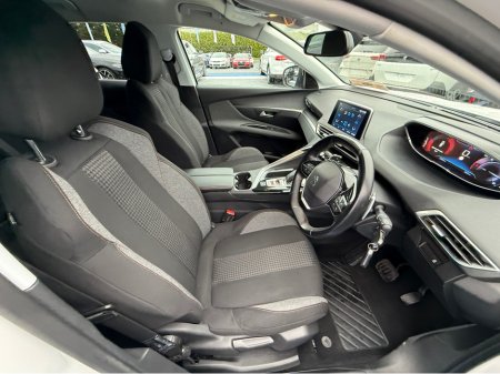 2019 Peugeot 3008 ACTIVE 1.2 PETROL - AUTO - 12M WARRANTY - CAR: 1628 €14,950 thumbnail